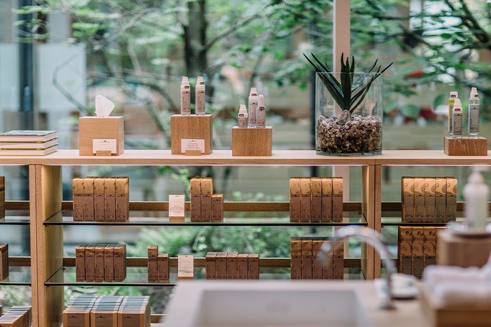 Kosmetiksortiment in der Grünen Erde Welt