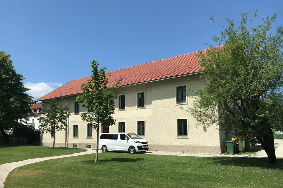 Aufnahme eines der Grüne Erde Büros in Schanrstein