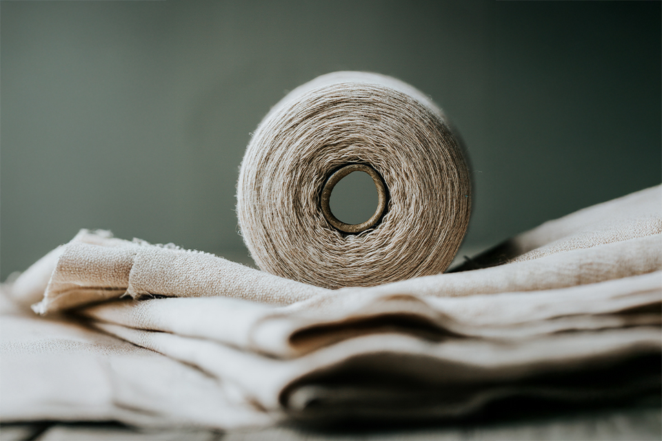 Komposition aus natürlichen Textilien