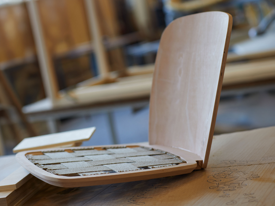 Element vom Stuhl bei Fertigung