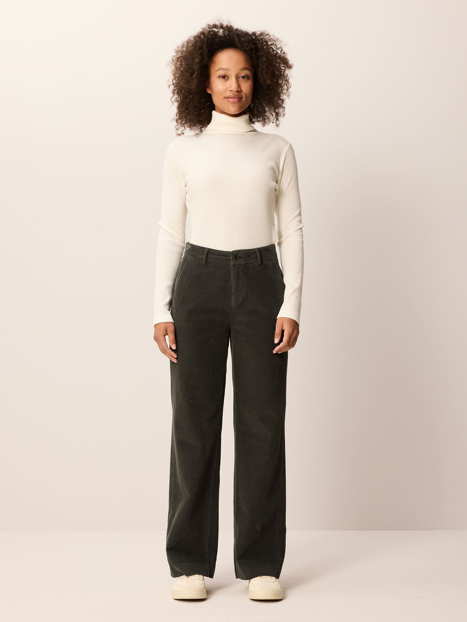 Cordhose aus Bio Baumwolle in tannengrün 38 651780
