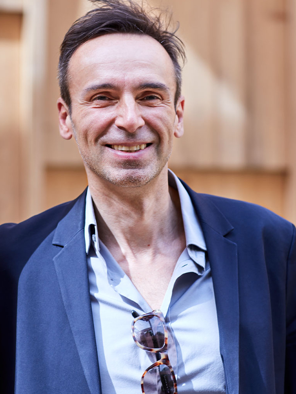 Portrait des Architekten in der Grünen Erde Welt