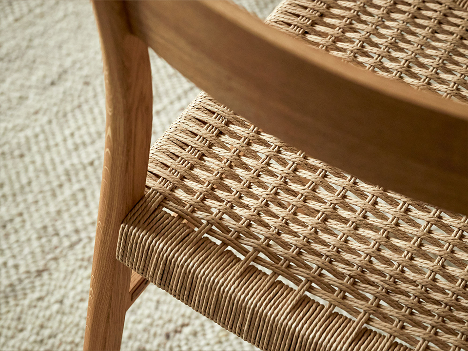 Stuhl Karim mit geflochtener Sitzfläche