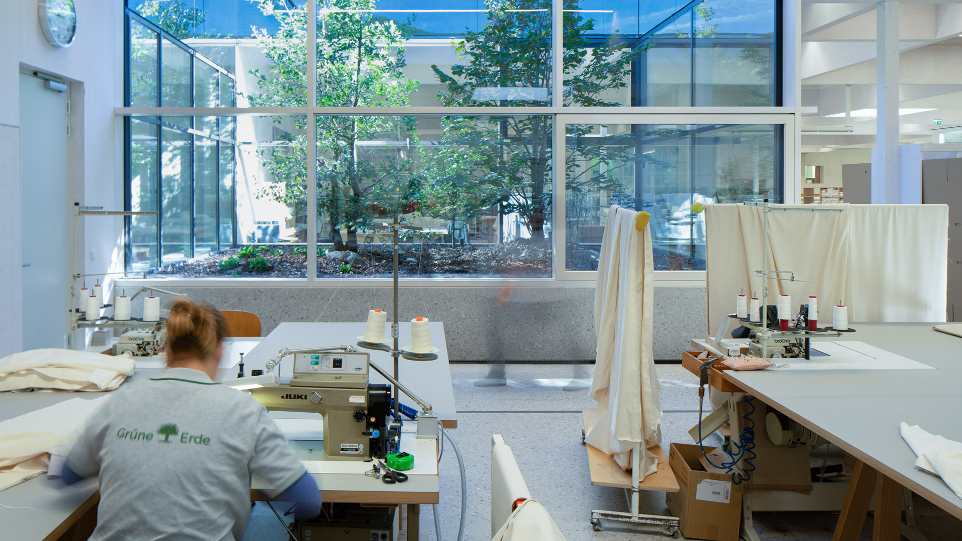 Produktionsstätte mit Innehof in der Grünen Erde Welt