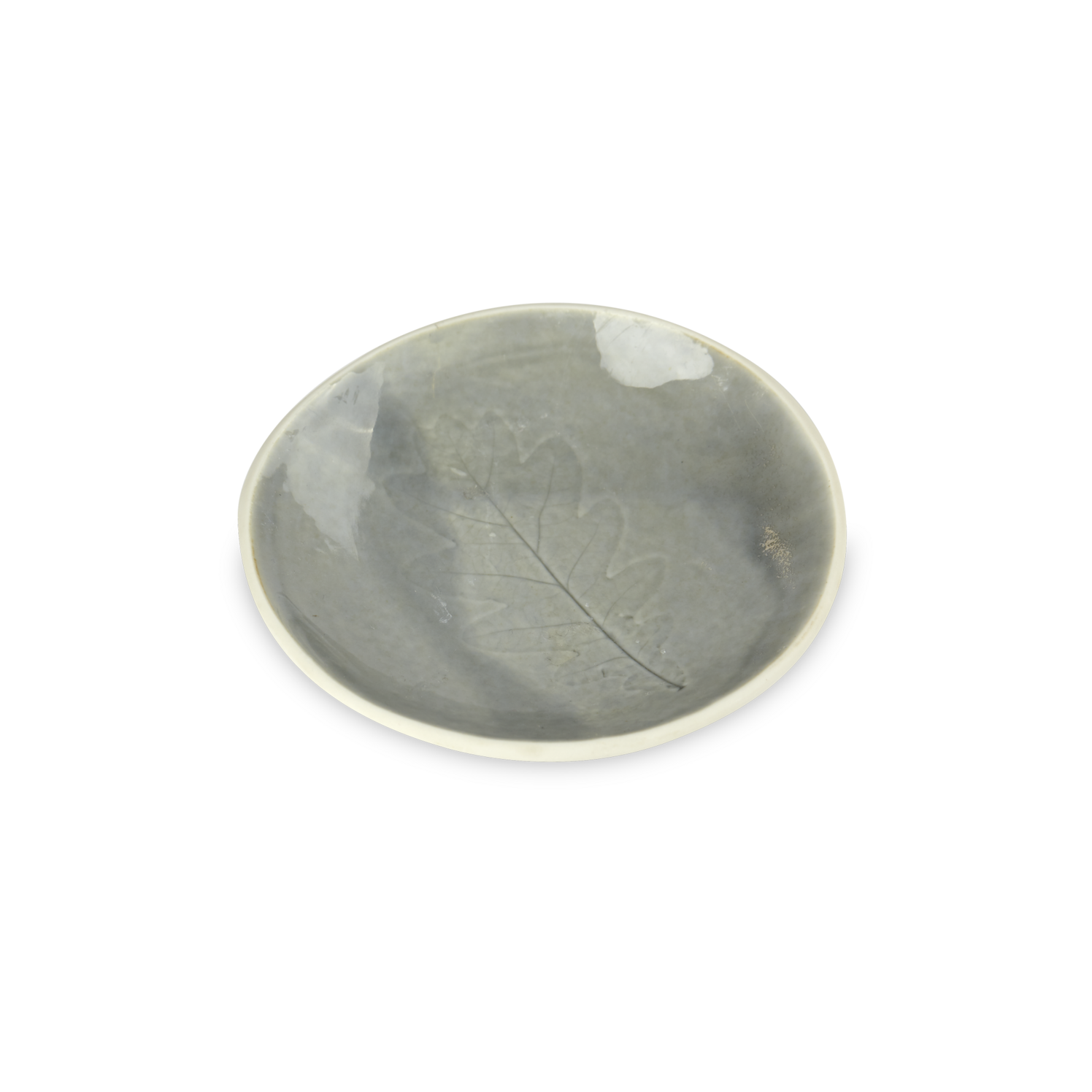 Teller mit Eichenblattdruck
