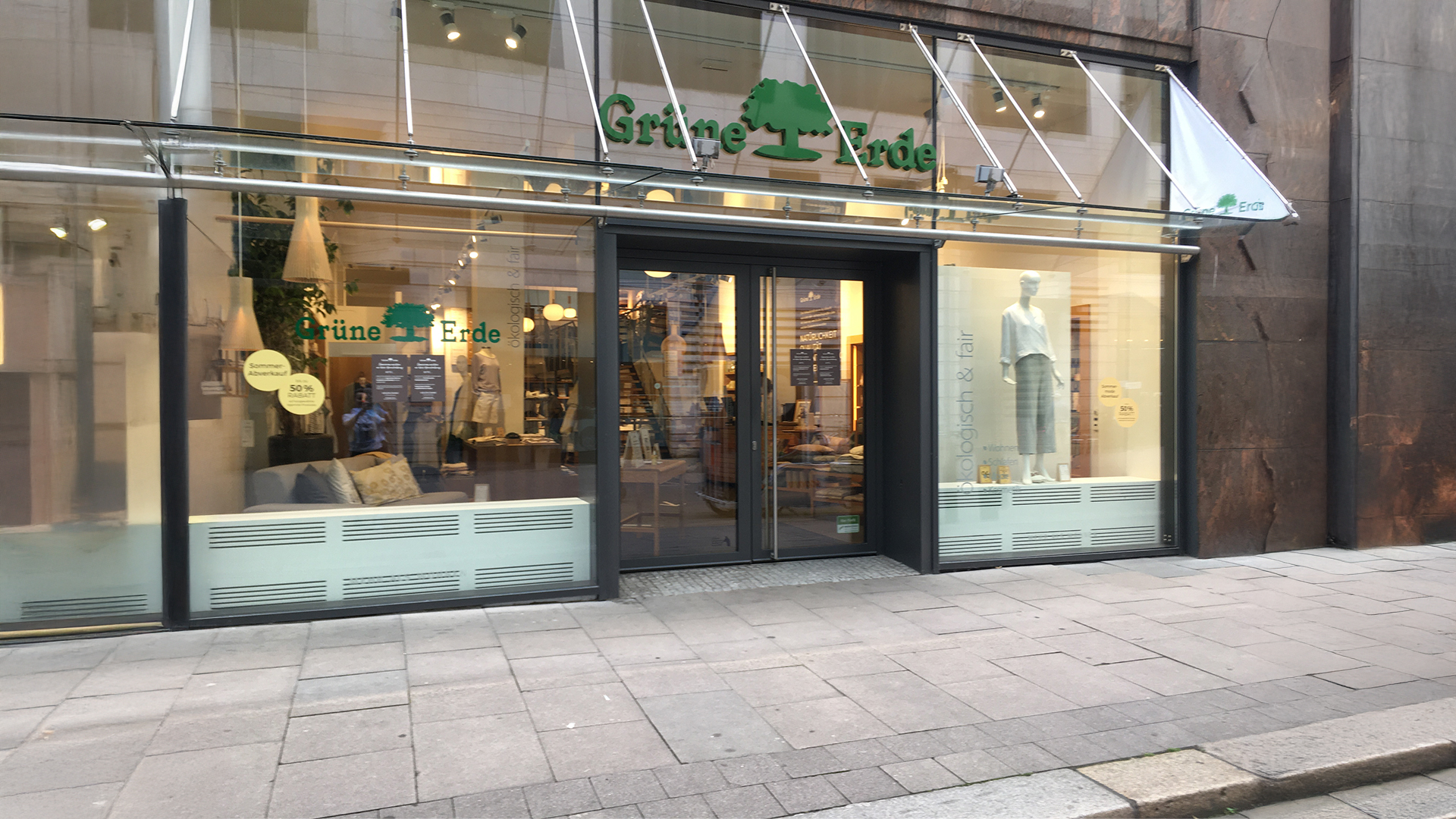 Eingangsbereich vom Grüne Erde Store in Hamburg