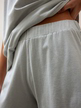 Pyjama Hose kurz, silberblau-weiss ringel