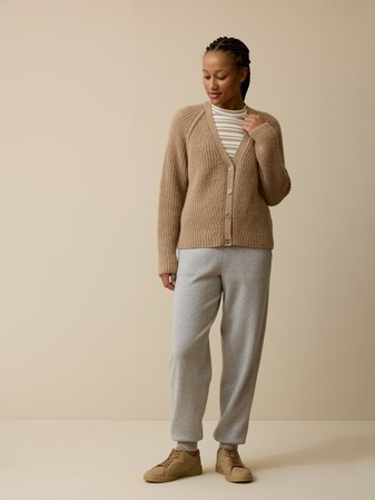 Strickjacke aus Alpakawolle, dinkel