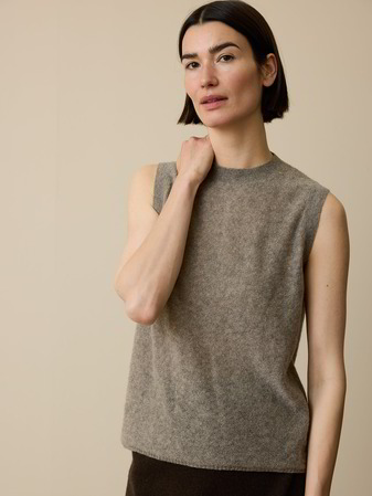 Stricktop aus Yakwolle, hasel melange