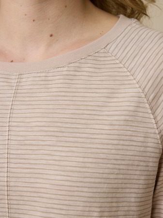 Langarmshirt aus Bio-Baumwolle, camelie/taupe ringel