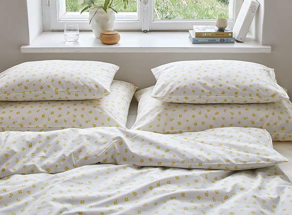 Massivholzmöbel Matratzen Wohnaccessoires Öko Mode