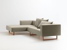 Lounge-Sofa Sereno inkl. 3 Kissen (70x55 cm), Liegeteil links, Kufenfuß, mit Bezug Wollstoff Tano Natur, Eiche