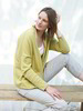 Strick-Cardigan, moss & Hose, natur melange