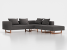 Ecksofa Sereno, 276 x 276 cm, inkl. 4 Kissen (70 x 55 cm), Liegeteil rechts, Kufenfuß, mit Bezug Wollstoff Elverum Mocca (73), Buche