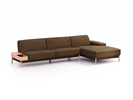 Lounge-Sofa Alani Liegeteil inkl. fixer Armlehne rechts, 340x179x82 cm, Sitzhöhe 44 cm, Buche, mit Bezug Wollstoff Kaland Torf
