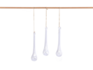 3er-Set Tropfen mit weißem Blätterdekor, mundgeblasen und handbemalt