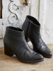 Stiefelette mit Absatz, schwarz