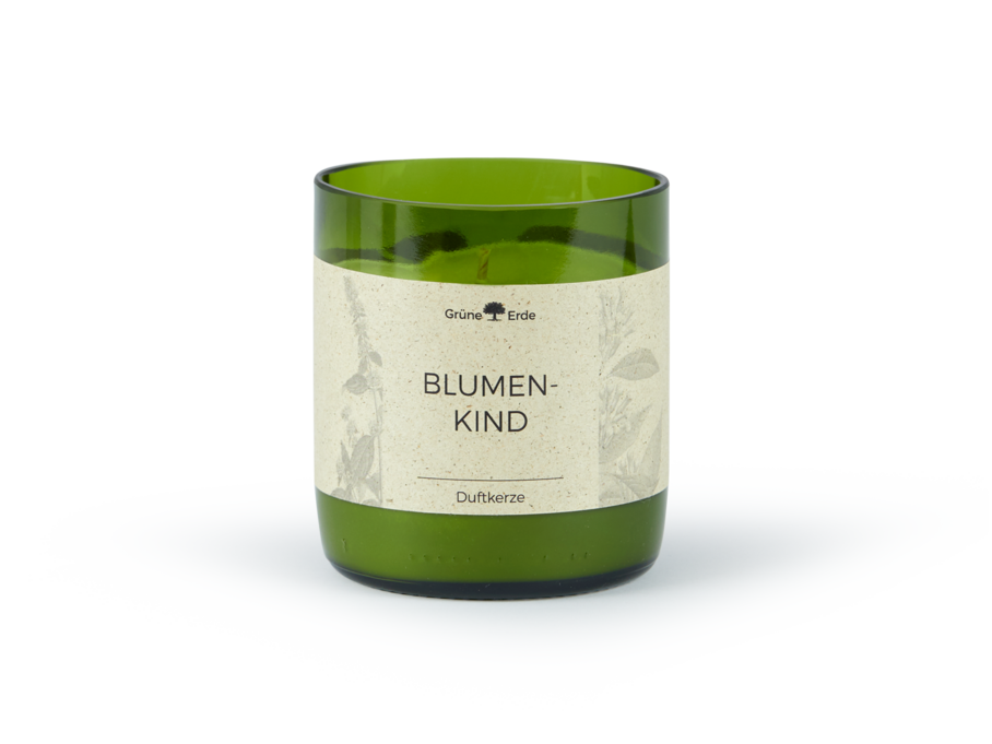Natürliche Rapswachskerze BLUMENKIND in einer grünen rezyklierten Glasflasche