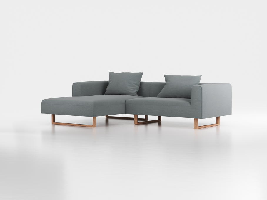 Lounge-Sofa Sereno inkl. 2 Kissen (70x55 cm), B 267 x T 180 cm, Liegeteil links, Kufenfuß, mit Bezug Wollstoff Elverum Grüngrau (84), Eiche