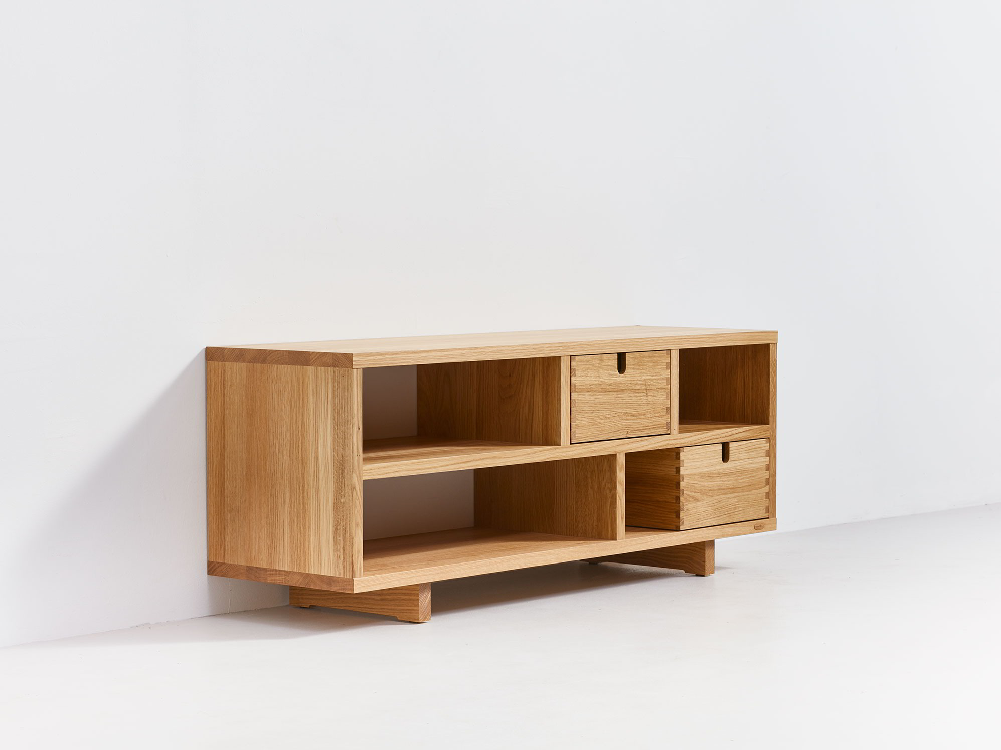 Sideboard Valetto klein ohne Bügel, mit 2 Laden, Eiche