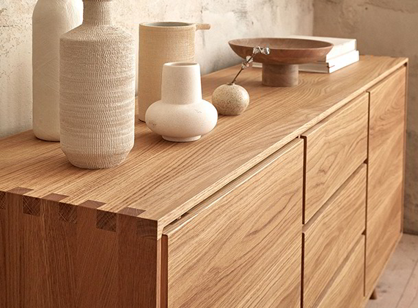 Sideboard aus Vollholz