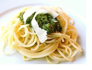 Kresserezept: Gesundes Pesto mit Kresse