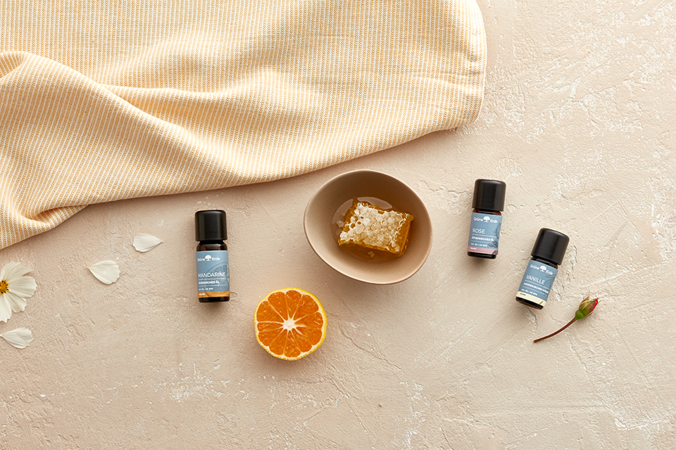 Ätherische Öle mit Orange und Tuch sanfte Spa Atmosphäre