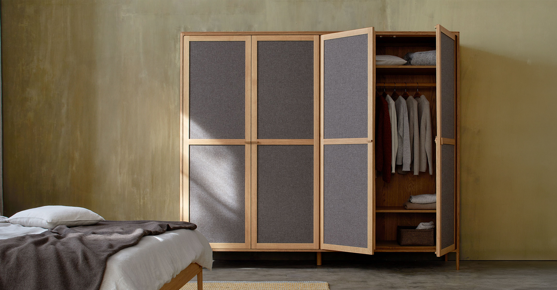 Massivholz Kleiderschrank Tenso 4 türig