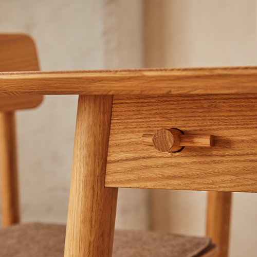 Detail vom Tisch Yuto Pur