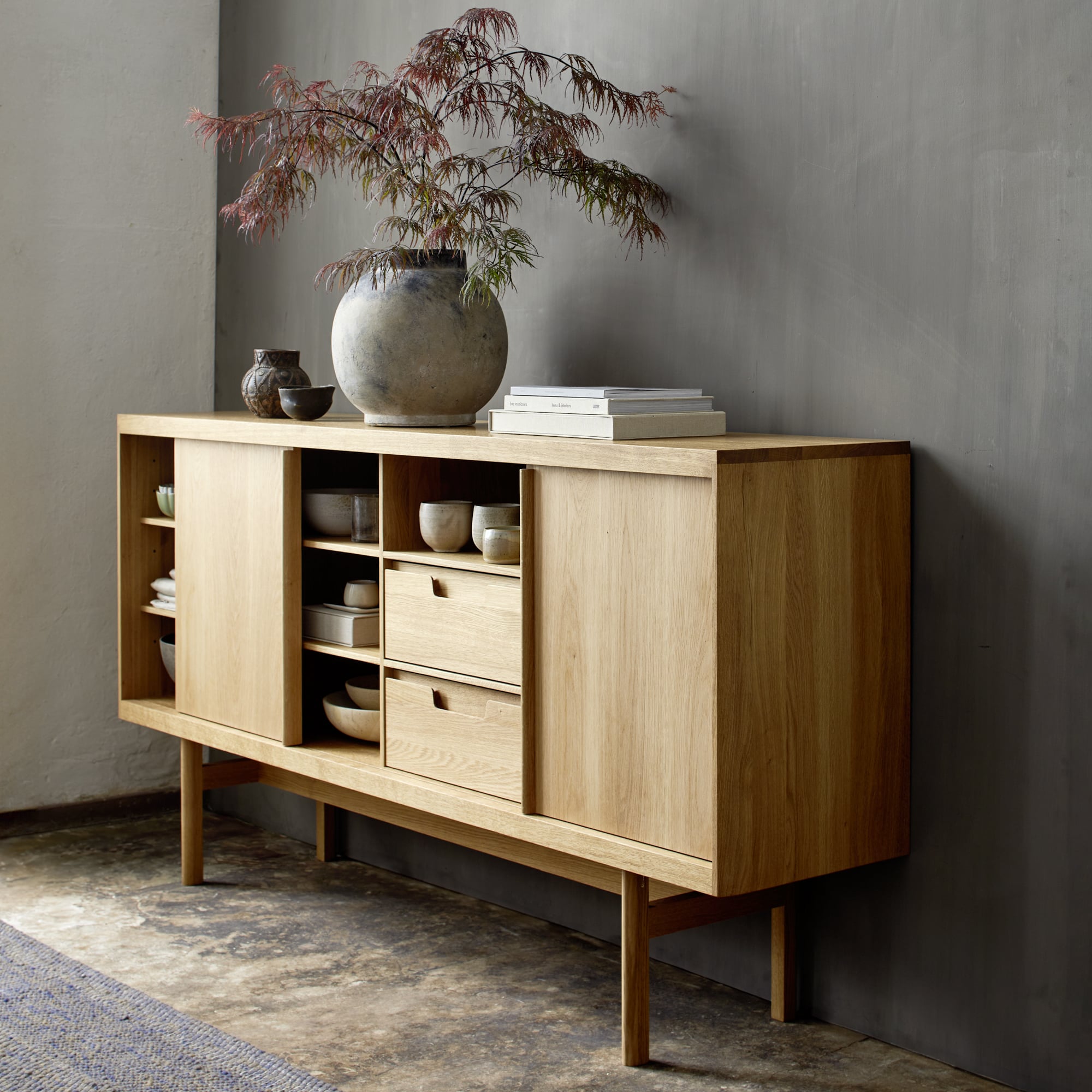 Sideboard Kilian aus Massivholz
