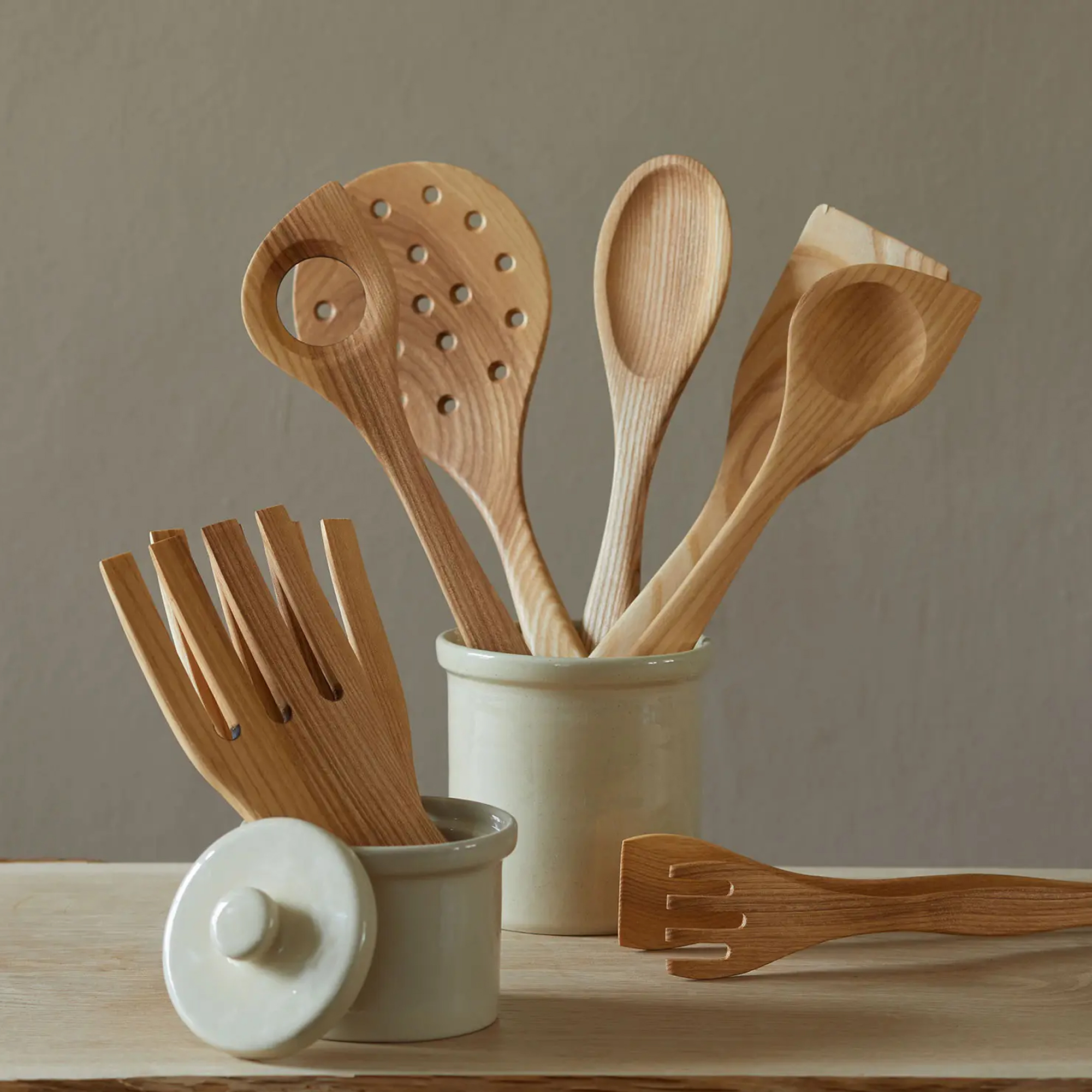 Kochlöffel aus Eschenholz aus Naturmaterialien