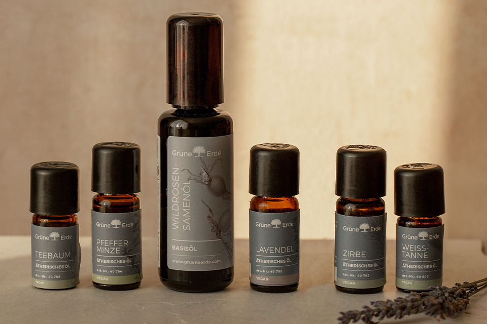 Verschiedene Öle sind nebeneinander aufgereiht