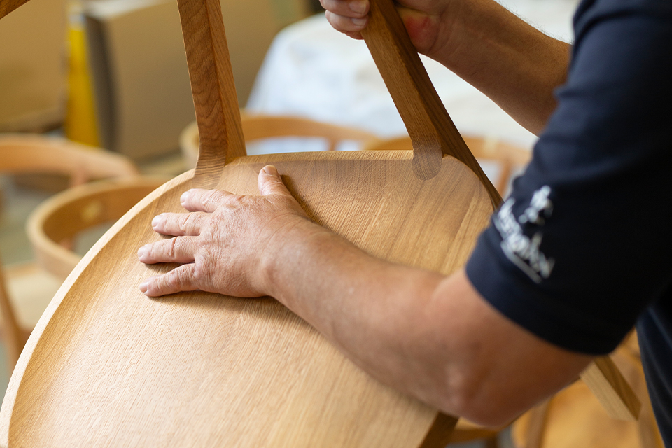 Sessel bei der Fertigung