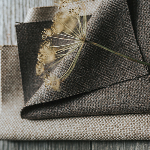 Möbelstoffe im Stapel