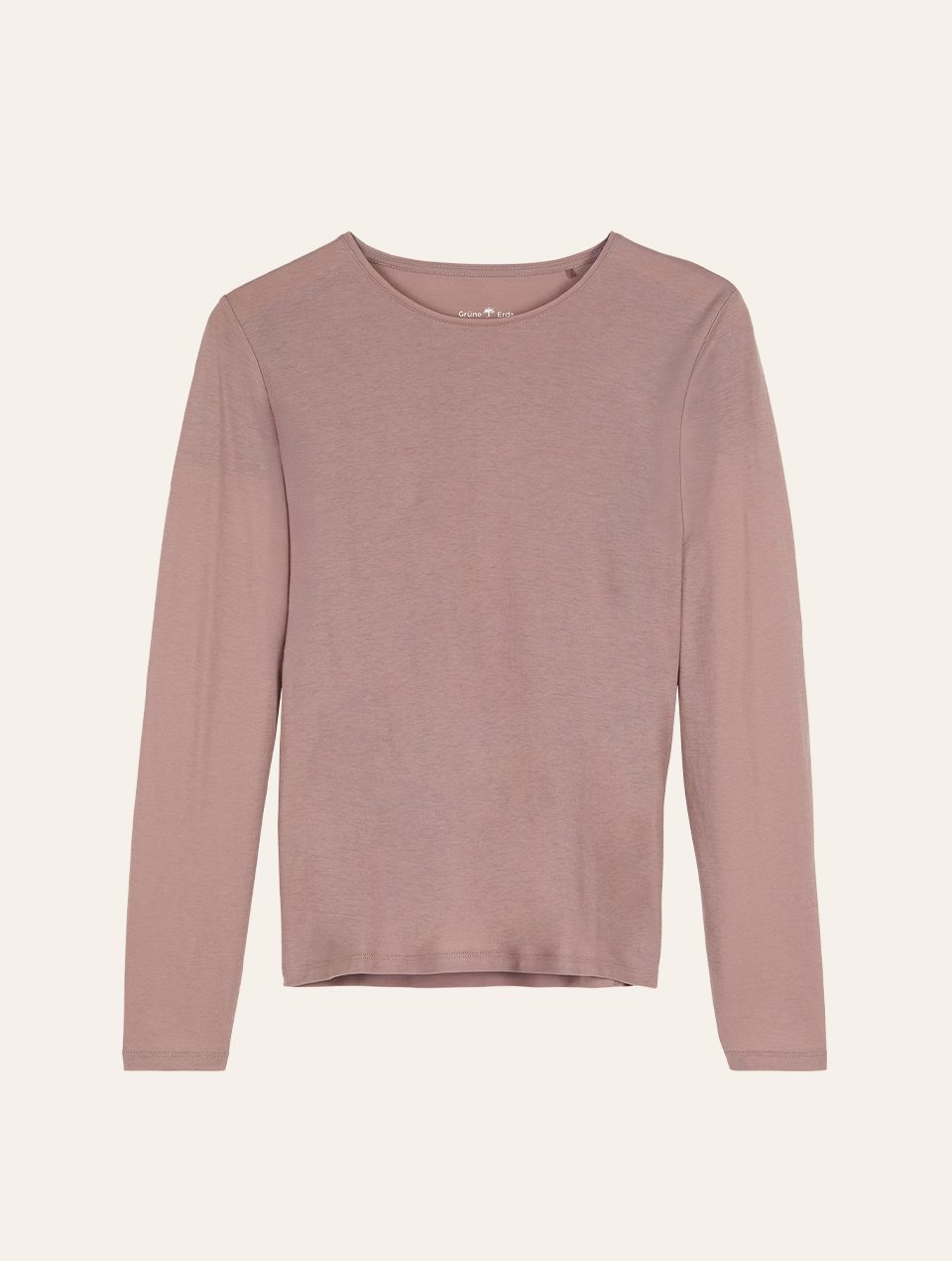 Violettes Langarmshirt auf weißem Hintergrund