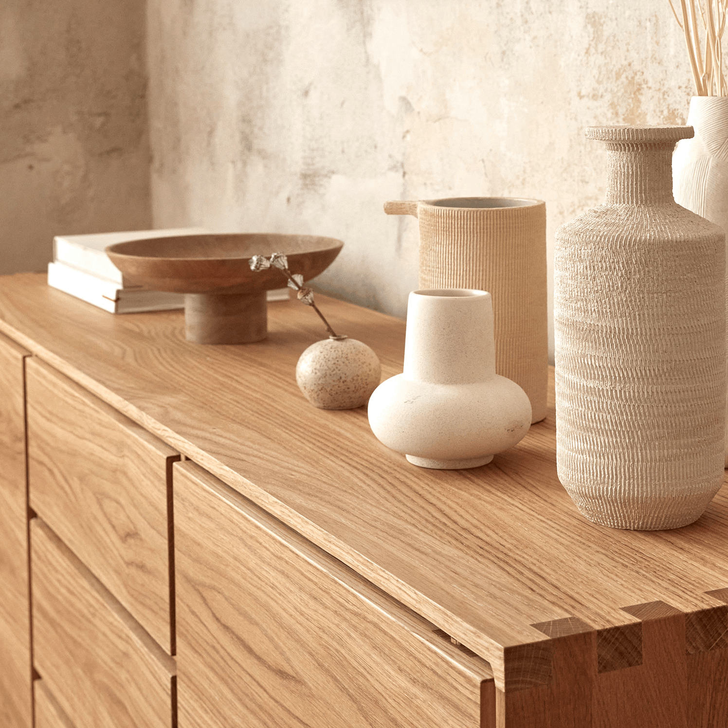 Sideboard Tesoro 2-türig aus Massivholz